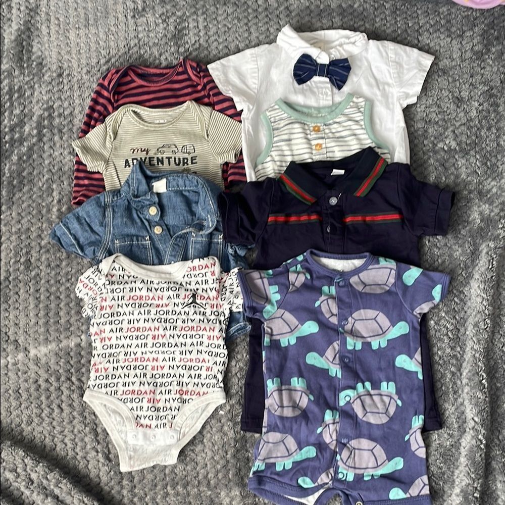Baby boy 0-3 months clothes bundle